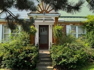 6 Madeline Rd, Toronto, ON M2N2S6