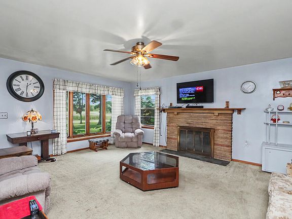 2nd image of 1627 Beck Rd