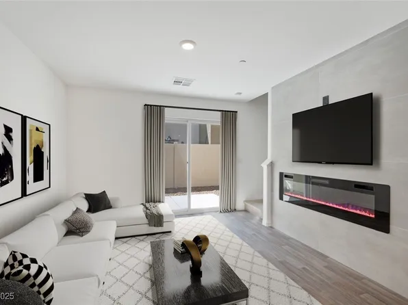 2747 Tahiti Grape Way #2, Las Vegas, NV 89183