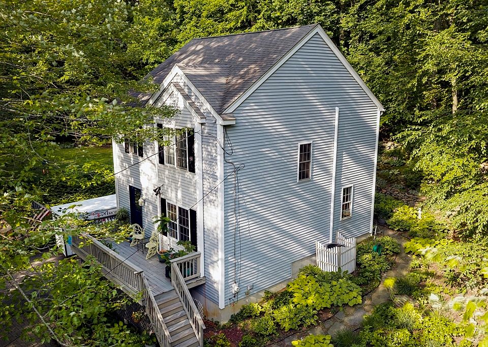 1st image of 271 Mashapaug Rd