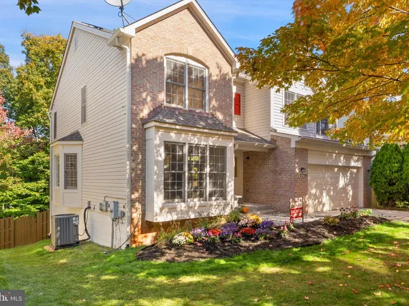 10729 Casper St, Kensington, MD 20895