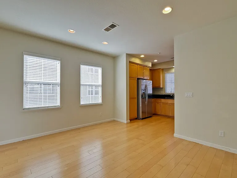 562 Saco Ter — Photo 18