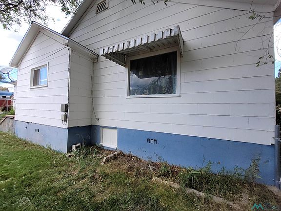 3rd image of 1050 N 1st St