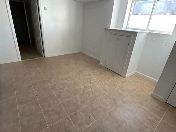 3rd image of 119-04 18th Ave