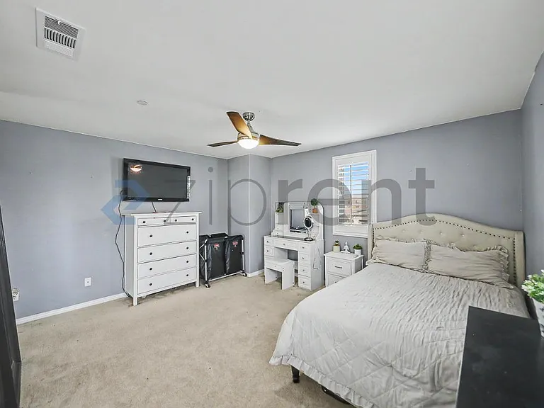 5394 Delaney Way — Photo 31