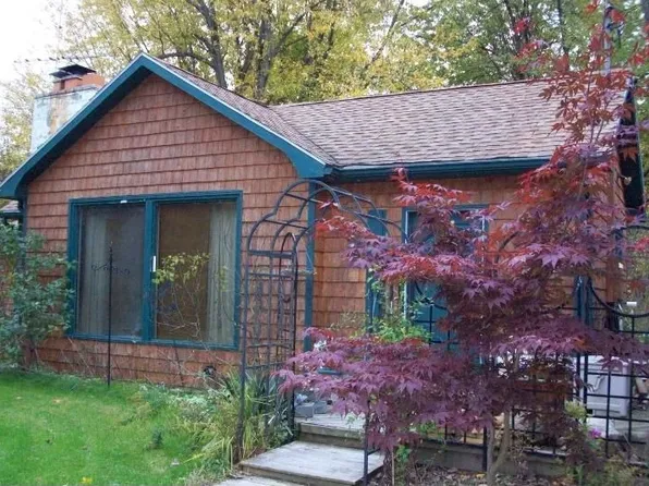 7964 Lake Rd, Sodus Pt, NY 14555