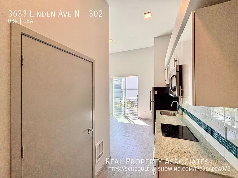 3633 Linden Ave N — Photo 14