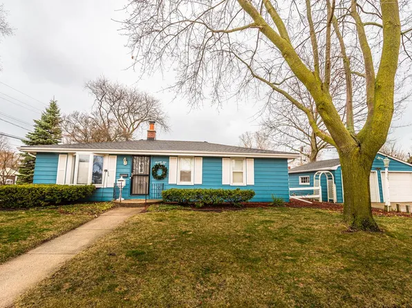 7907 19th AVENUE, Kenosha, WI 53143
