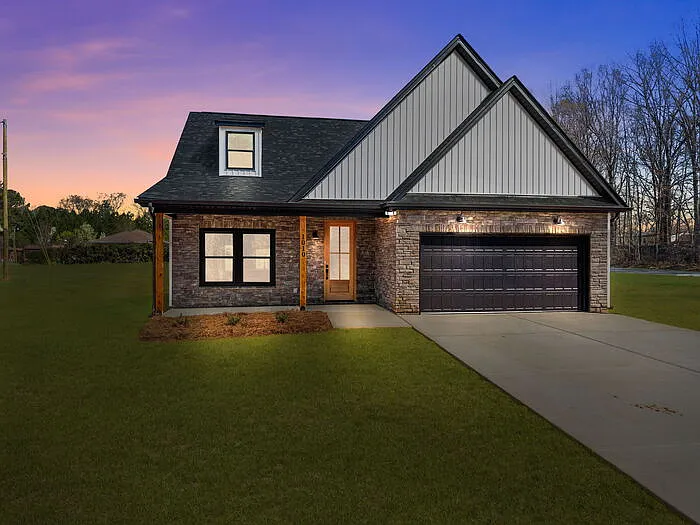 345 Lake Farm Dr