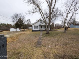 8709 N Ruggles Ferry Pike, Strawberry Plains, TN 37871