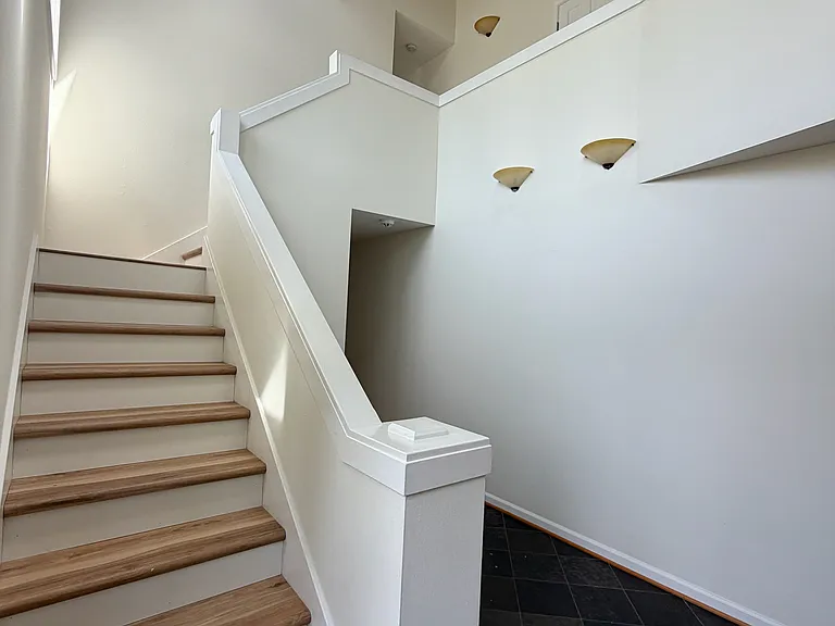 2507 Medina Cir — Photo 6