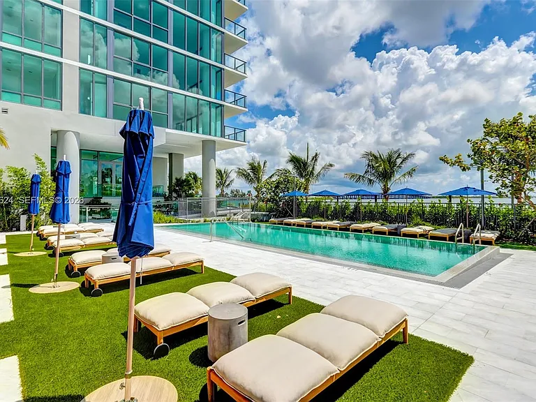 3131 NE 7th Ave #Penthouse 4901 — Photo 51