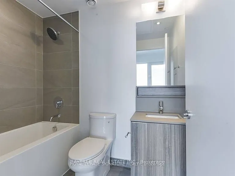 5 Buttermill Ave #1910 — Photo 11