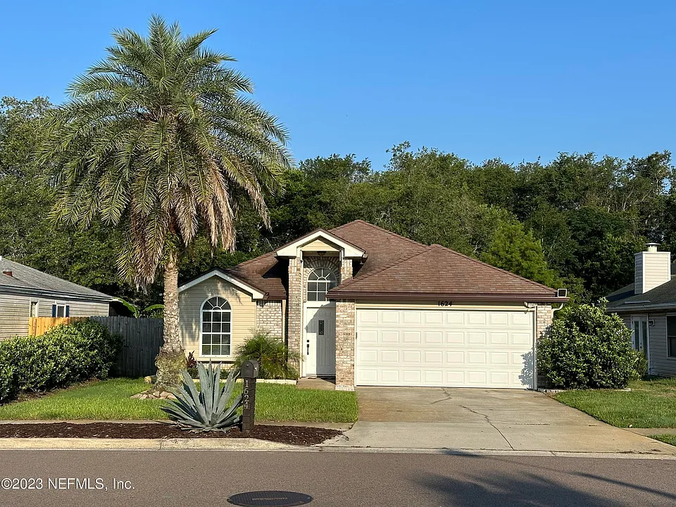 1624 Roberts Dr