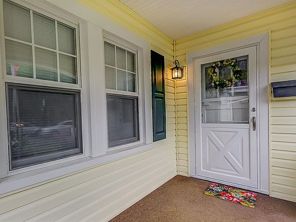 3rd image of 6931 Cambridge Ave