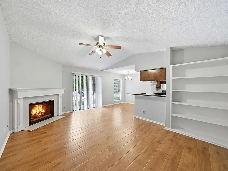 2120 El Paseo St #2812 — Photo 9