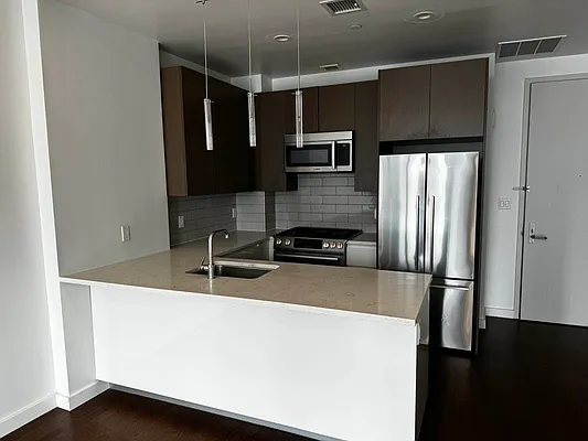 Rented by Luxhome LLC | media 5