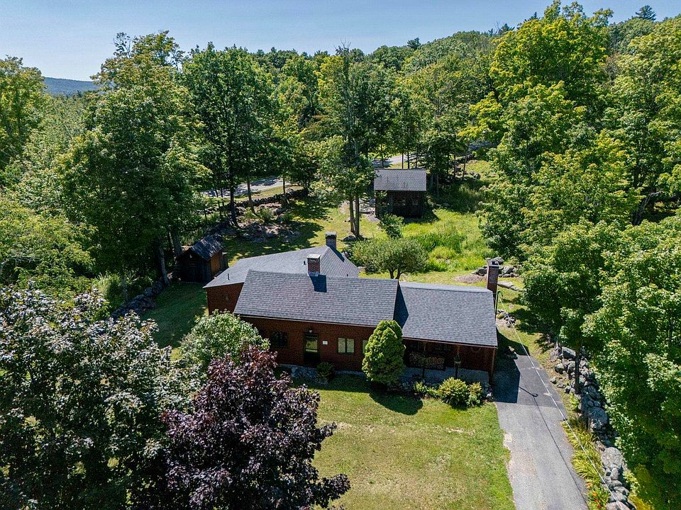 1st image of 578 Center Road