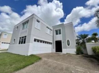 Su 47 Via Del Sol, Caguas, PR 00725