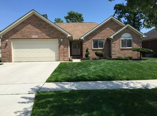 53430 Woodside Dr, New Baltimore, MI 48047