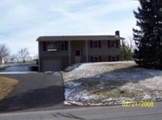 61 Cove Rd, Duncannon, PA 17020