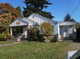 946 8th Ave, Longview, WA 98632