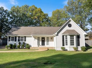 301 Dove Valley Rd, Collierville, TN 38017