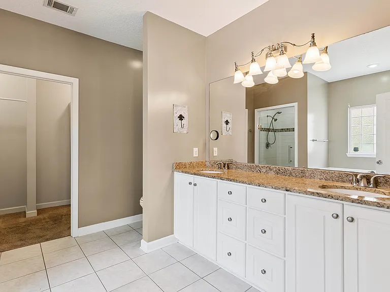 235 Wellington Pl — Photo 11