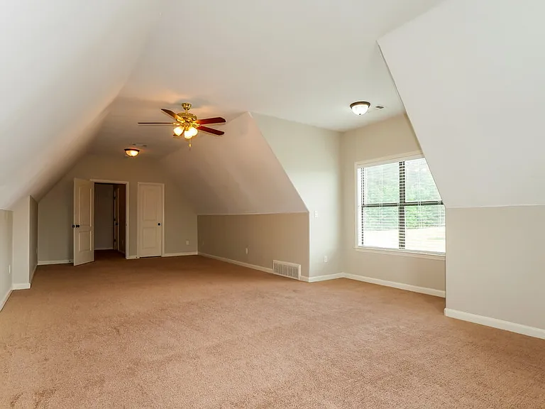 65 Ridgefield Dr — Photo 14