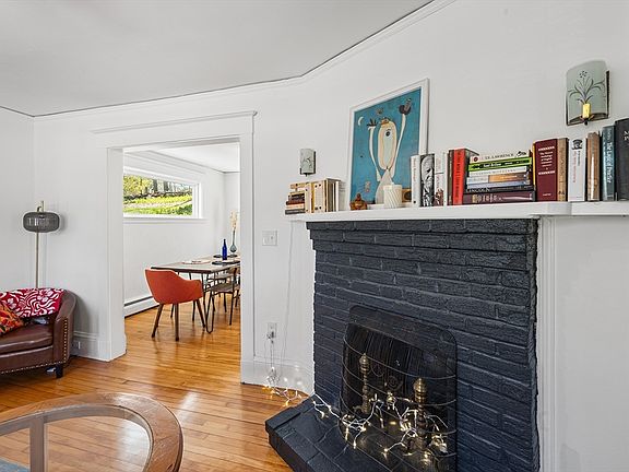 5th image of 76 Paul Revere Rd