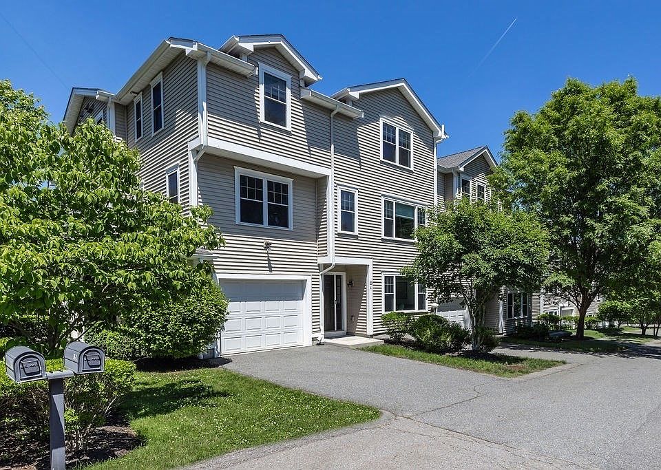 1st image of 30 Webster St Unit 4