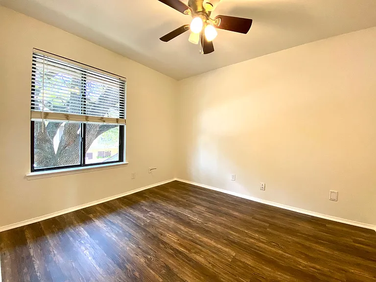 9535 Quail Village Ln — Photo 22