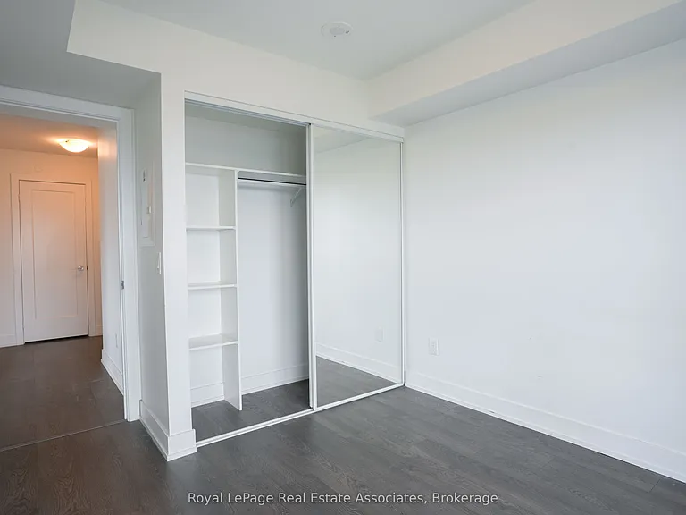 5 Mabelle Ave #1828 — Photo 10