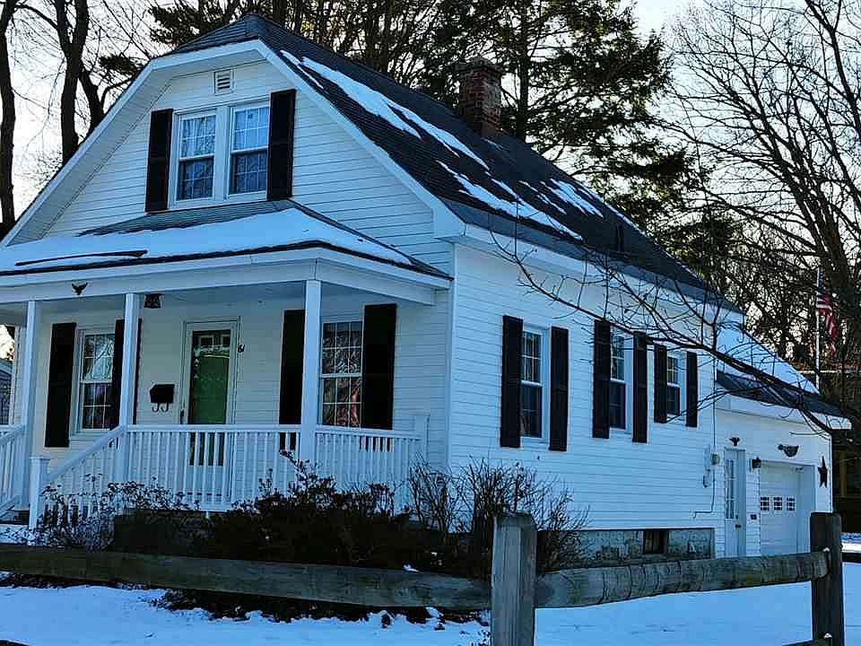 1st image of 61 Staple St
