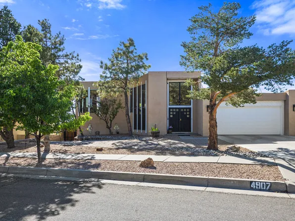 4907 Glenwood Hills Dr NE, Albuquerque, NM 87111