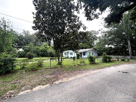 5th image of 7209 N Palafox Hwy