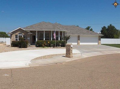 1st image of 104 Calan Ct