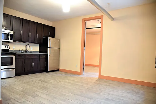 Rented by Lang Realty LLC | media 23