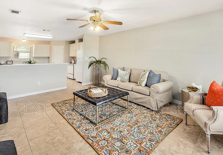 9803 Riskys Ranch Dr — Photo 11