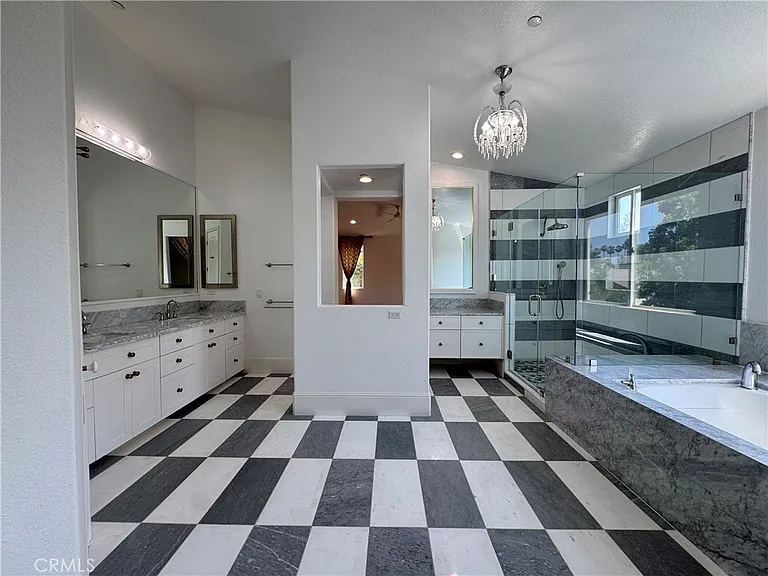 2856 Eider St — Photo 39
