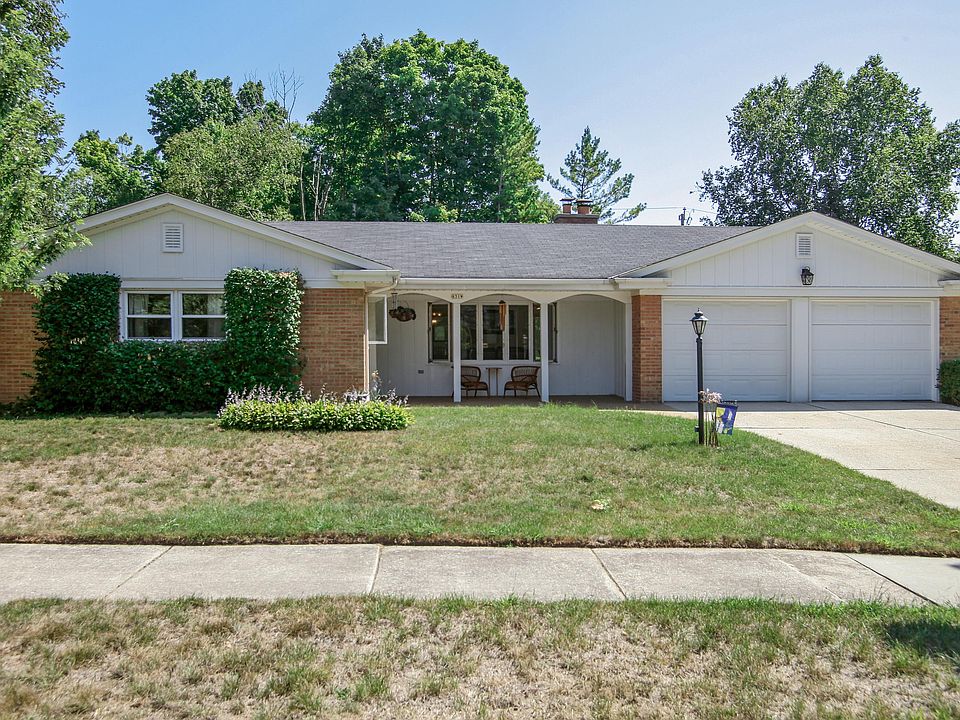 1st image of 831 W Badger Ln