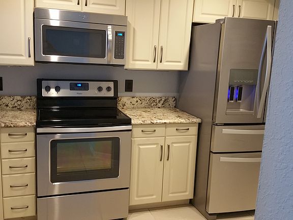 2nd image of 9410 Tara Cay Ct #15