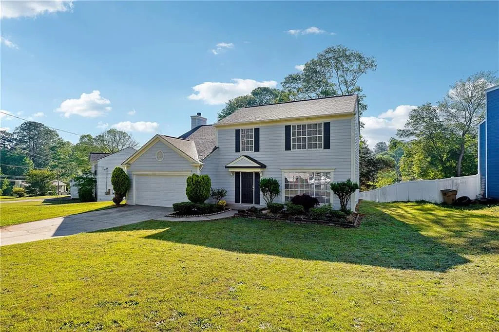 128 Gatwick Ct photo 1