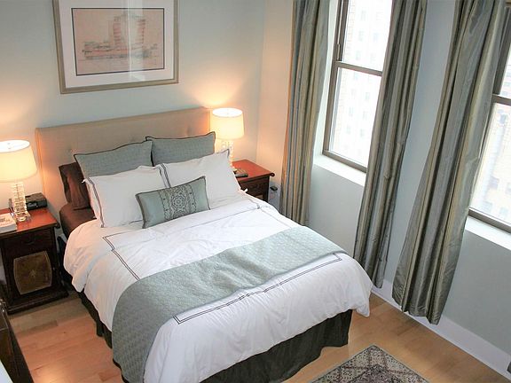 3rd image of 4 Beacon Way APT 516