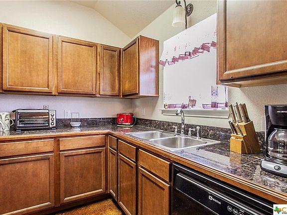 5th image of 304 Avenue C