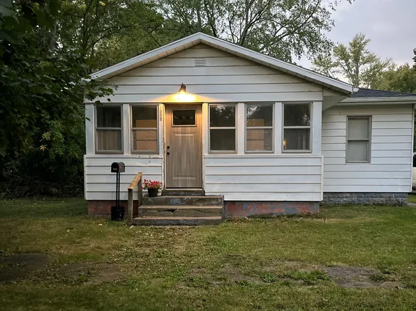 1222 N 9th St, Niles, MI 49120