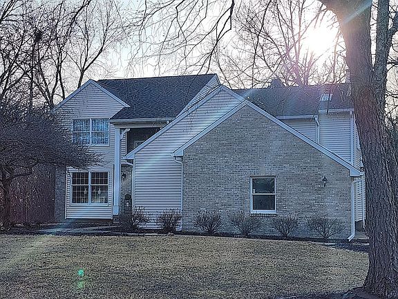 2nd image of 32 Timber Ridge Dr