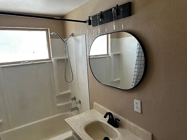 2979 Berkeley Rd — Photo 18