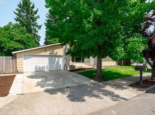 16815 SE Kelly St, Portland, OR 97236
