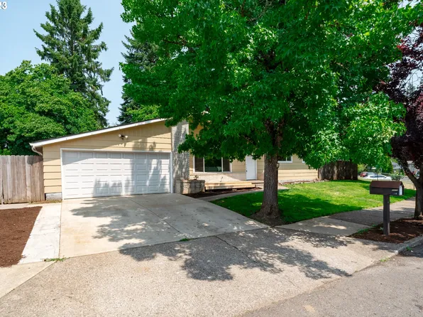16815 SE Kelly St, Portland, OR 97236